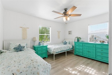 Welcome to your own slice of tropical Florida living! This - photo 14