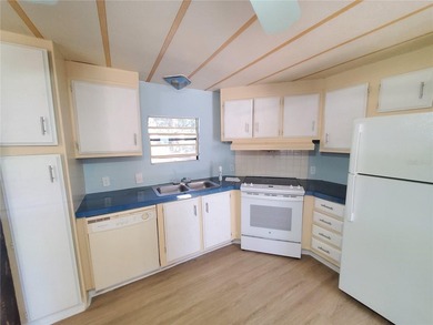 SPECIAL OPPORTUNITY TO BUY DOUBLE-WIDE MOBILE HOME IN THE - photo 15