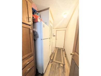 Welcome to lakeside living!! This spacious 3 BR, 2 BA - photo 15
