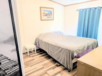 Welcome to lakeside living!! This spacious 3 BR, 2 BA - photo 17