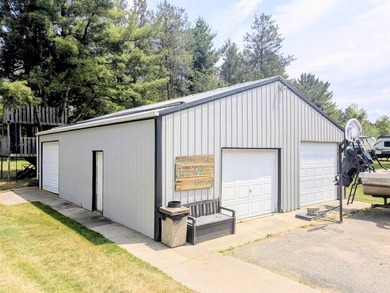 Welcome to lakeside living!! This spacious 3 BR, 2 BA - photo 20