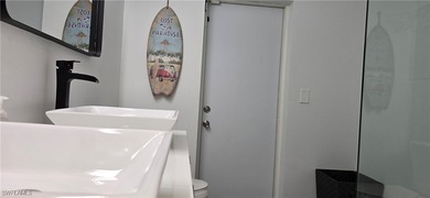 Welcome to your slice of paradise in SW Florida. Beautiful house - photo 26