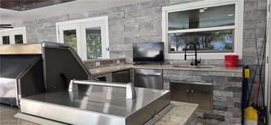 Welcome to your slice of paradise in SW Florida. Beautiful house - photo 36