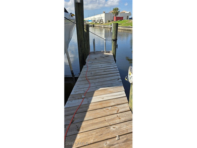 Welcome to your slice of paradise in SW Florida. Beautiful house - photo 45