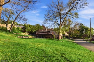 Welcome to a truly special offering in Upper Greenwood Lake, a - photo 48