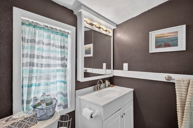 321 Oakwood Ave - photo 48