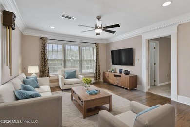A timeless Southern estate where classic architecture meets - photo 8