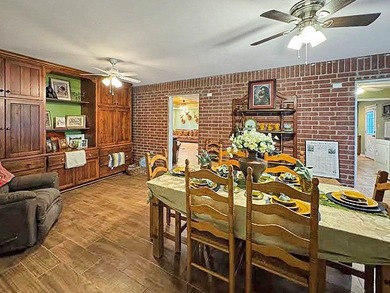 A private UNRESTRICTED slice of paradise in the heart of Rayburn - photo 12