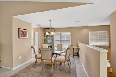 Spacious 2,094 sq ft upstairs coach home with Vaulted ceilings