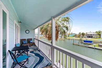 PRIME LOCATION! Beautifully remodeled and stylishly appointed - photo 20