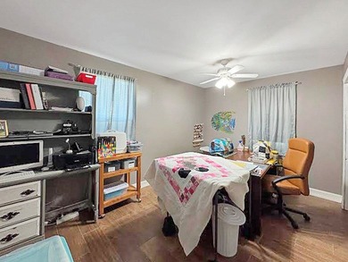 A private UNRESTRICTED slice of paradise in the heart of Rayburn - photo 22