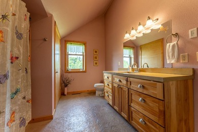 Experience exceptional lakefront living on beautiful Rainy Lake! - photo 27