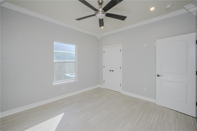 This stylishly crafted home in desirable Sea Oaks Village - photo 29