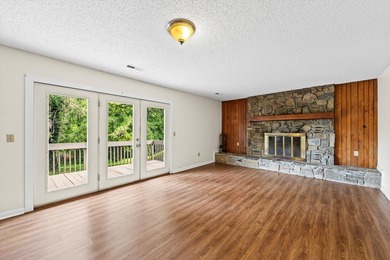 Charming Handicap-Accessible Home in the Heart of Bryson City