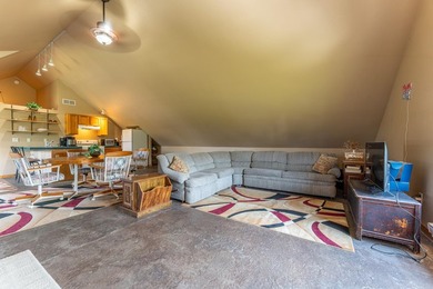 Experience exceptional lakefront living on beautiful Rainy Lake! - photo 36