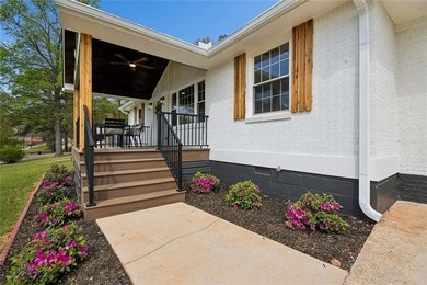 Welcome to lakeside living in East Lake Terrace. With a 180 - photo 7