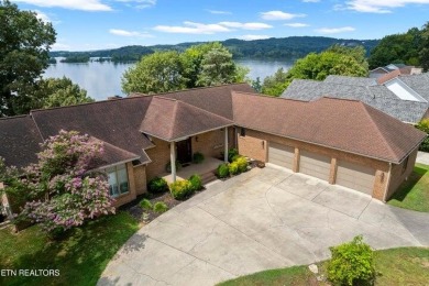 Lake Home For Sale in Kingston, Tennessee