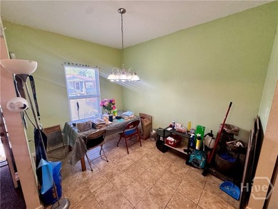 Charming 3-bedroom, 2-bath home located in the growing West - photo 5