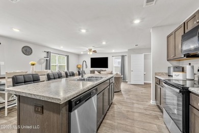Move In Ready - Perfect for Military Families (Near Keesler AFB) - photo 9