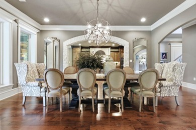 Welcome to this exceptional custom-built estate nestled on 1.92 - photo 16