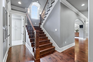 Welcome to this exceptional custom-built estate nestled on 1.92 - photo 21