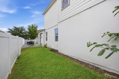 Expansive private backyard. Covered brick paver patio. Carpet - photo 27