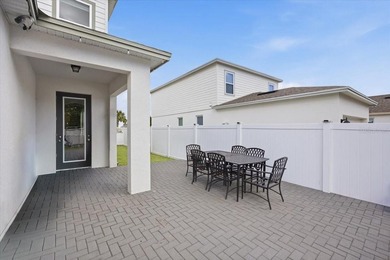 Expansive private backyard. Covered brick paver patio. Carpet - photo 28