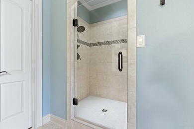 Welcome to this exceptional custom-built estate nestled on 1.92 - photo 31