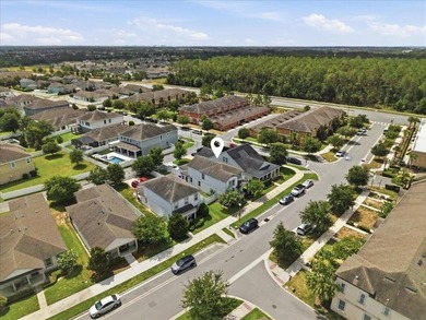 Expansive private backyard. Covered brick paver patio. Carpet - photo 32