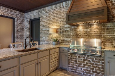 Welcome to this exceptional custom-built estate nestled on 1.92 - photo 40