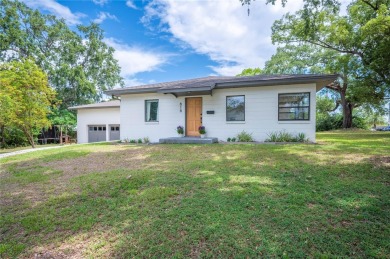 Lake Home Sale Pending in Lakeland, Florida