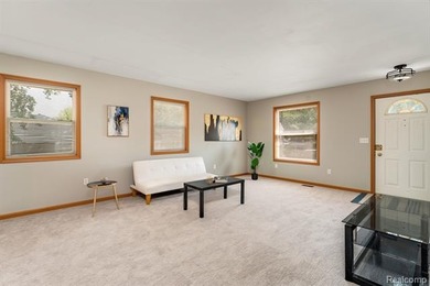 Discover exceptional living in this beautiful 3-bedroom home - photo 3