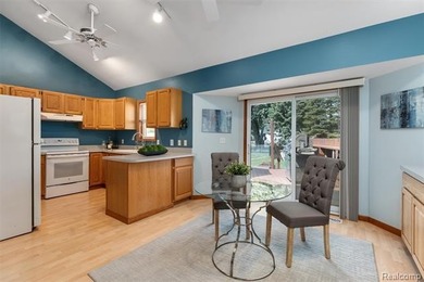 Discover exceptional living in this beautiful 3-bedroom home - photo 9