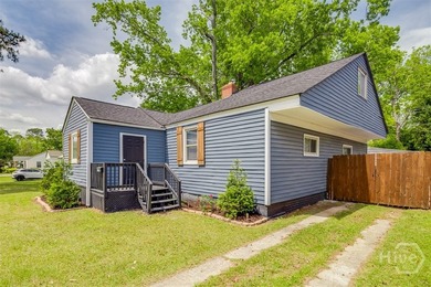 Convenient and cute with character, close to Historic downtown - photo 3