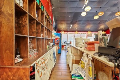 Incredible opportunity to own your own mid-Island restaurant! - photo 8