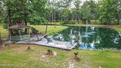 Welcome to your 5-acre Old Florida retreat! This 1 owner - photo 4
