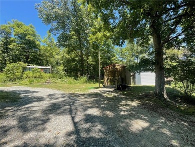 Welcome home to your Ozark oasis on the beautiful George's - photo 12