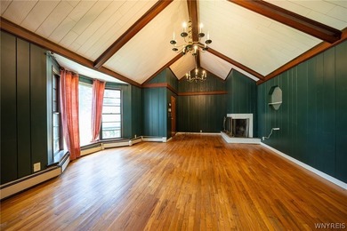 This spacious single-family home with a private in-law apartment - photo 14