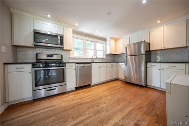 This spacious single-family home with a private in-law apartment - photo 22