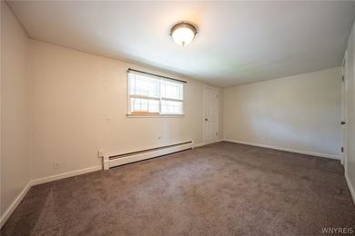 This spacious single-family home with a private in-law apartment - photo 24
