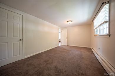 This spacious single-family home with a private in-law apartment - photo 25