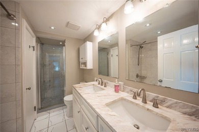 This spacious single-family home with a private in-law apartment - photo 26