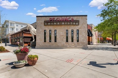 Welcome to the lifestyle you've been dreaming of in Market - photo 29