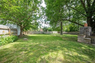 This spacious single-family home with a private in-law apartment - photo 45