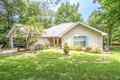 Nestled in the picturesque Big Lake area of Caddo Lake - photo 2