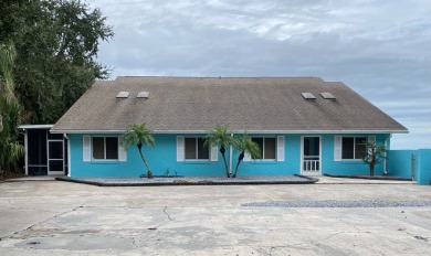 Lake Home For Sale in Lake Placid, Florida