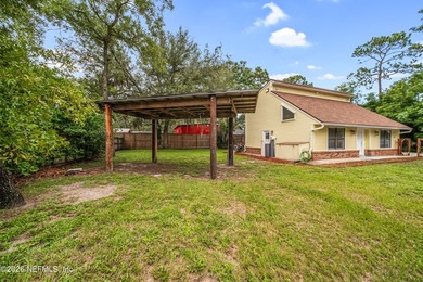Welcome to Buttercup Cottage! This charming 3-bedroom, 2-bath - photo 2