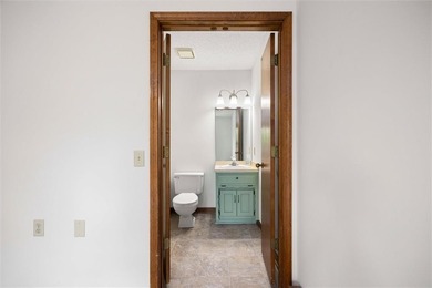 Get ready for easy living! Come see this move in ready 2bdrm in