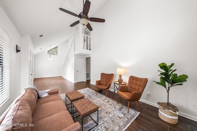 Welcome to Buttercup Cottage! This charming 3-bedroom, 2-bath - photo 7