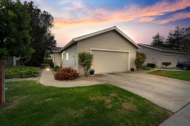 Rare, single story *Bluff* townhouse with incredible Southside - photo 1
